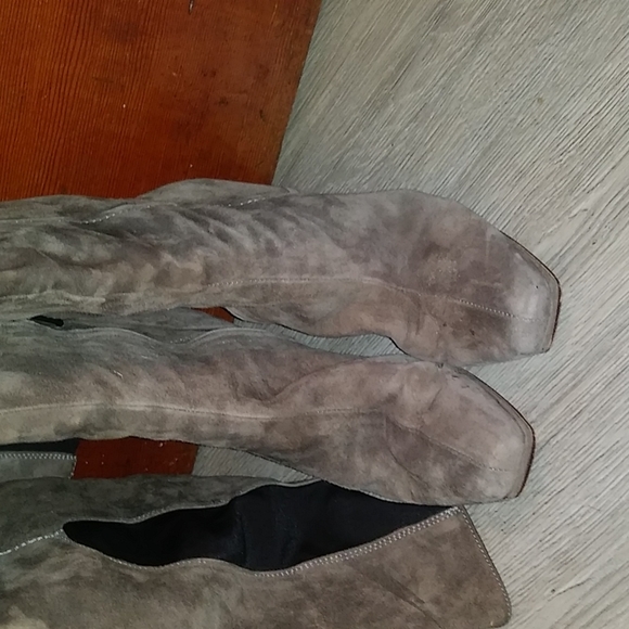 SEXY SOFT HOT!!! Over the Knee Mushroom Suede Boot. With 3.5" H. Sz: 7 - Picture 3 of 14